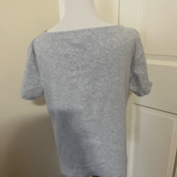 Top - Picture 2 of 3